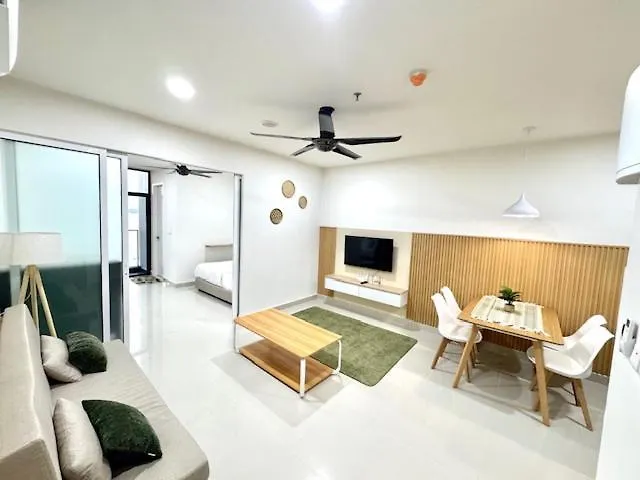 Fp Suites87 The Shore Kota Kinabalu 0*,  Malaysia